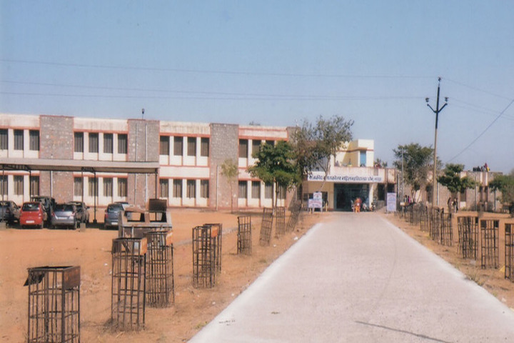 https://cache.careers360.mobi/media/colleges/social-media/media-gallery/22656/2019/6/18/Campus view of Government Girls College Chomu_Campus-view.jpg